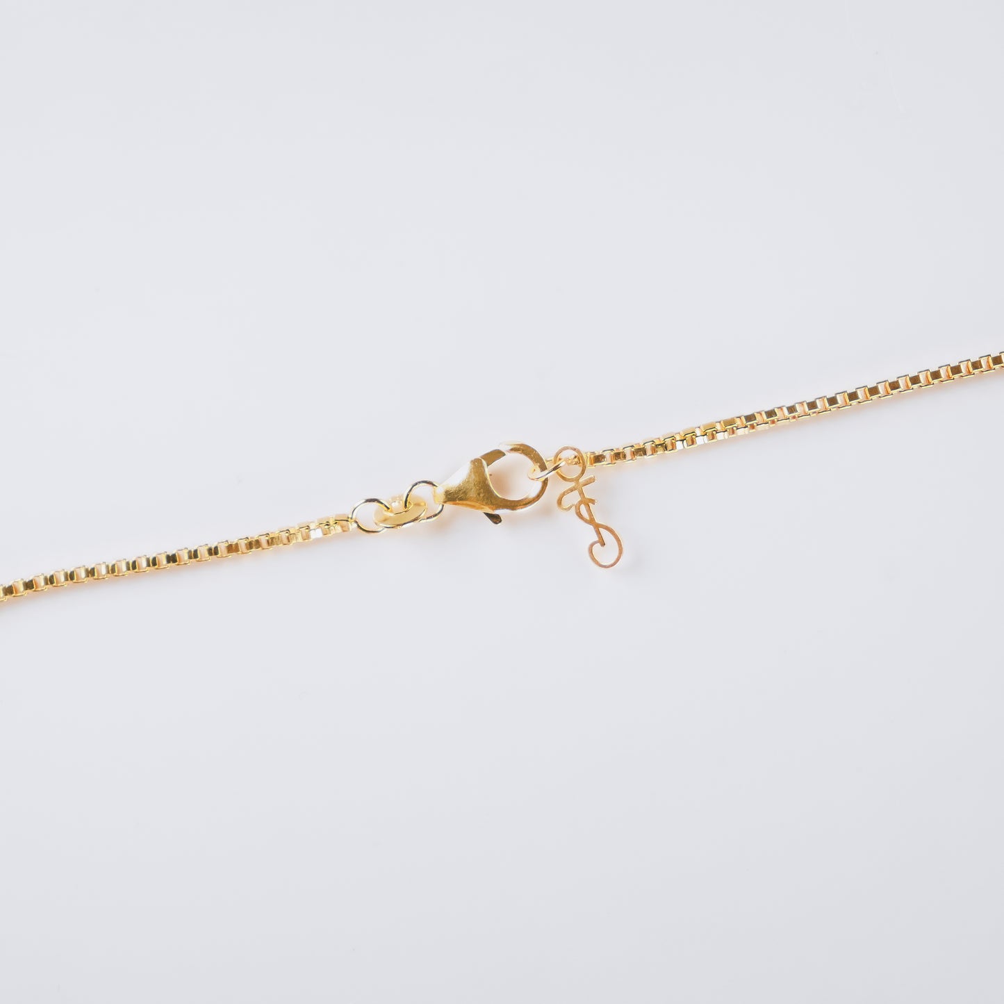 Unbreakable Synergy Chain for Women