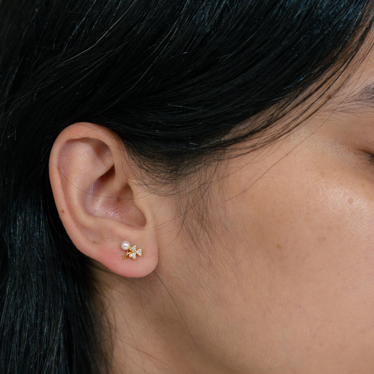 Dilfek Earrings