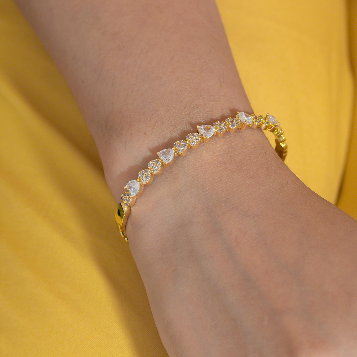 Pasa Bangle Bracelet