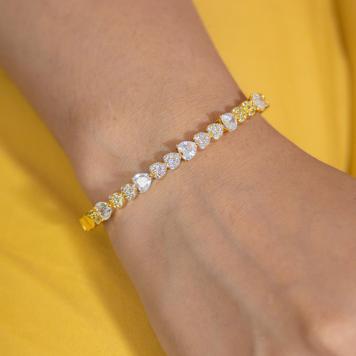 Pasa Bangle Bracelet