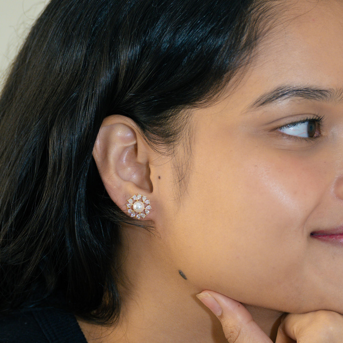Pheri Earrings