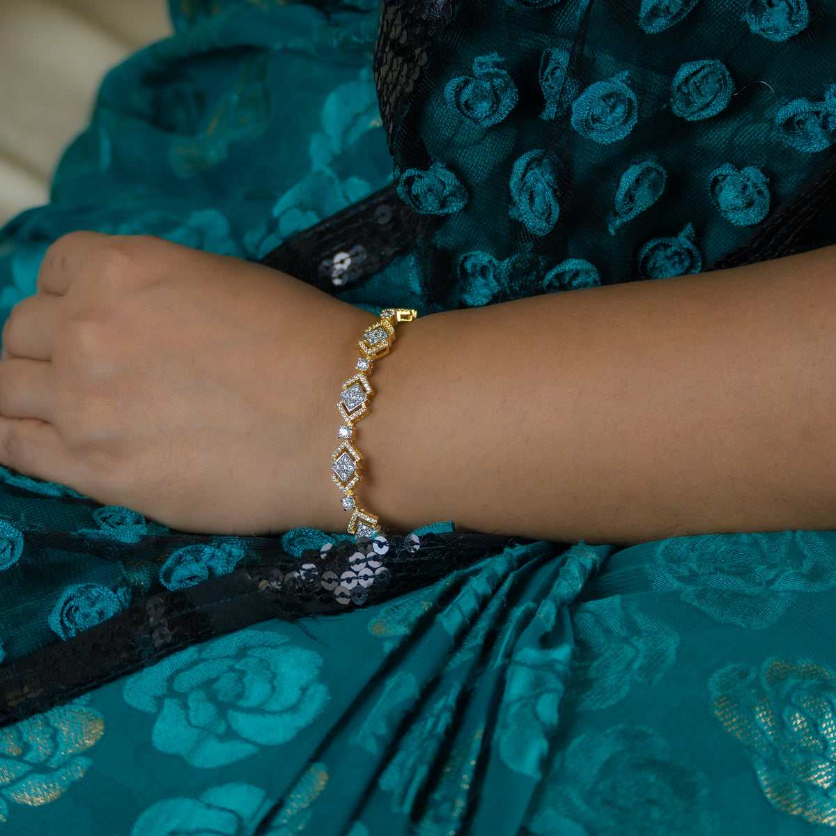 Mira Bracelet