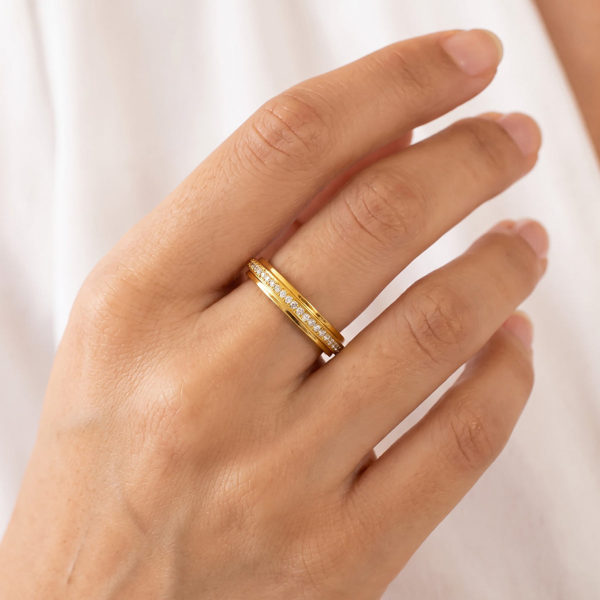 Classic Band for Men and Women