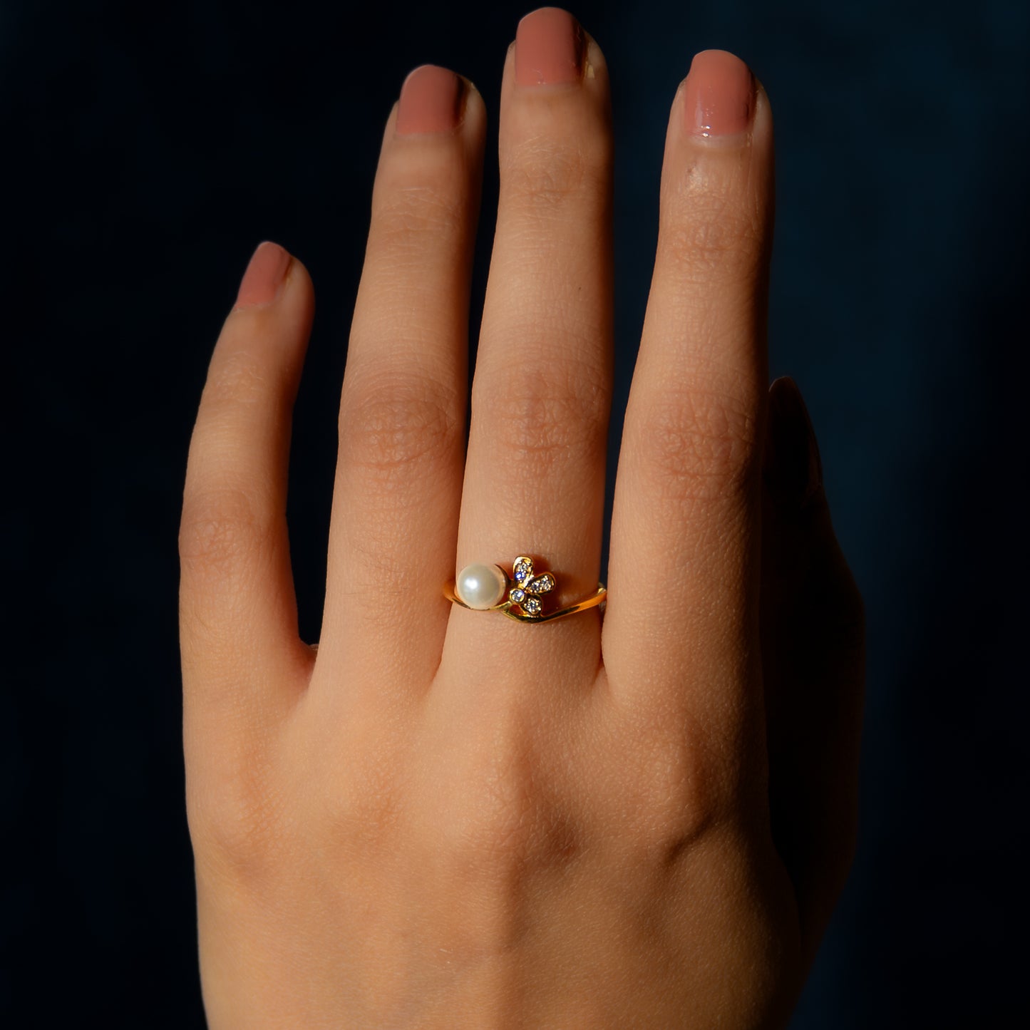 Evara Ring