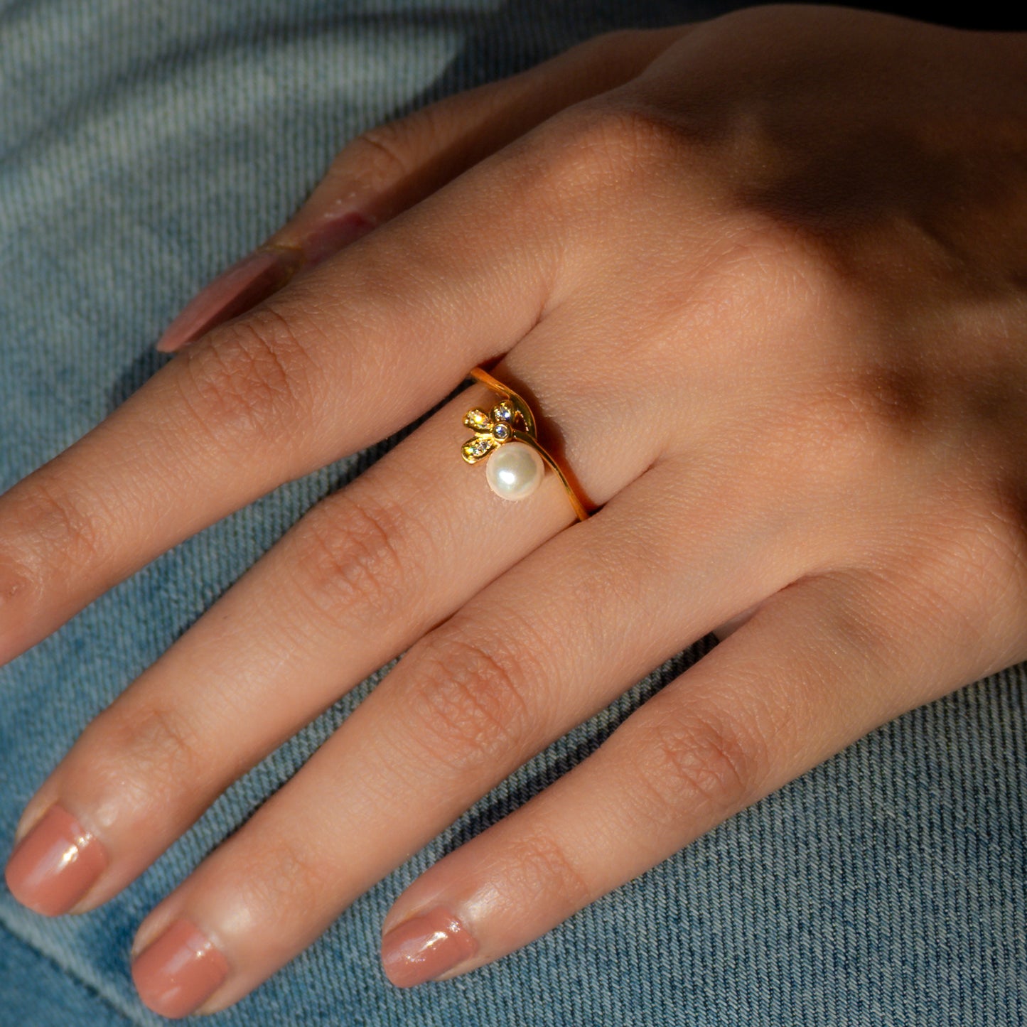 Evara Ring