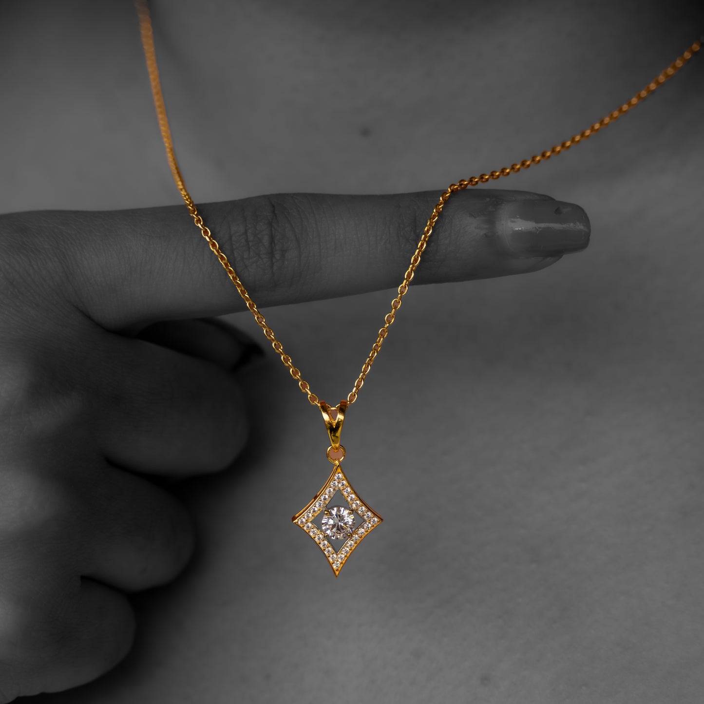 Rhombus Pendant (without chain)