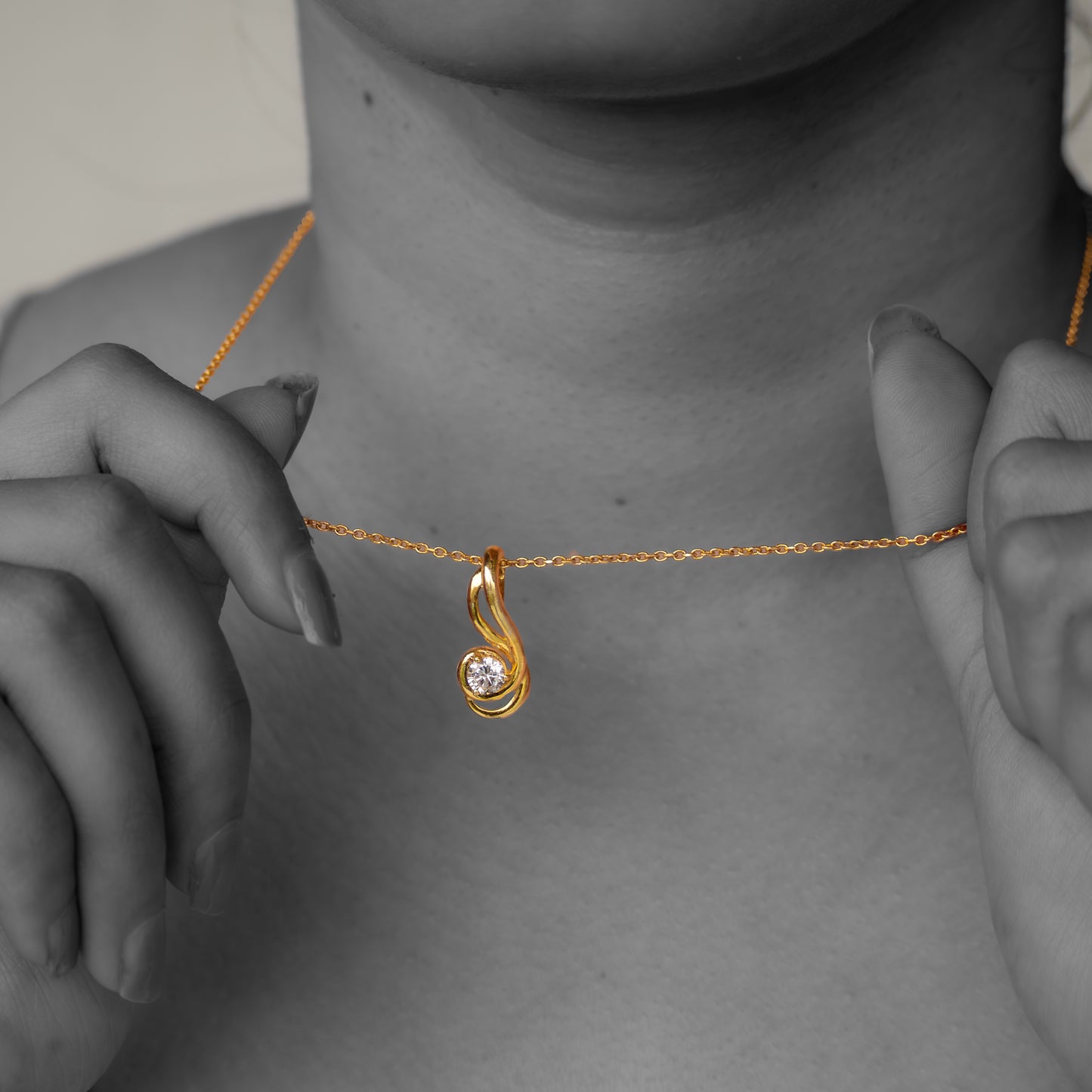 Mirelle Pendant