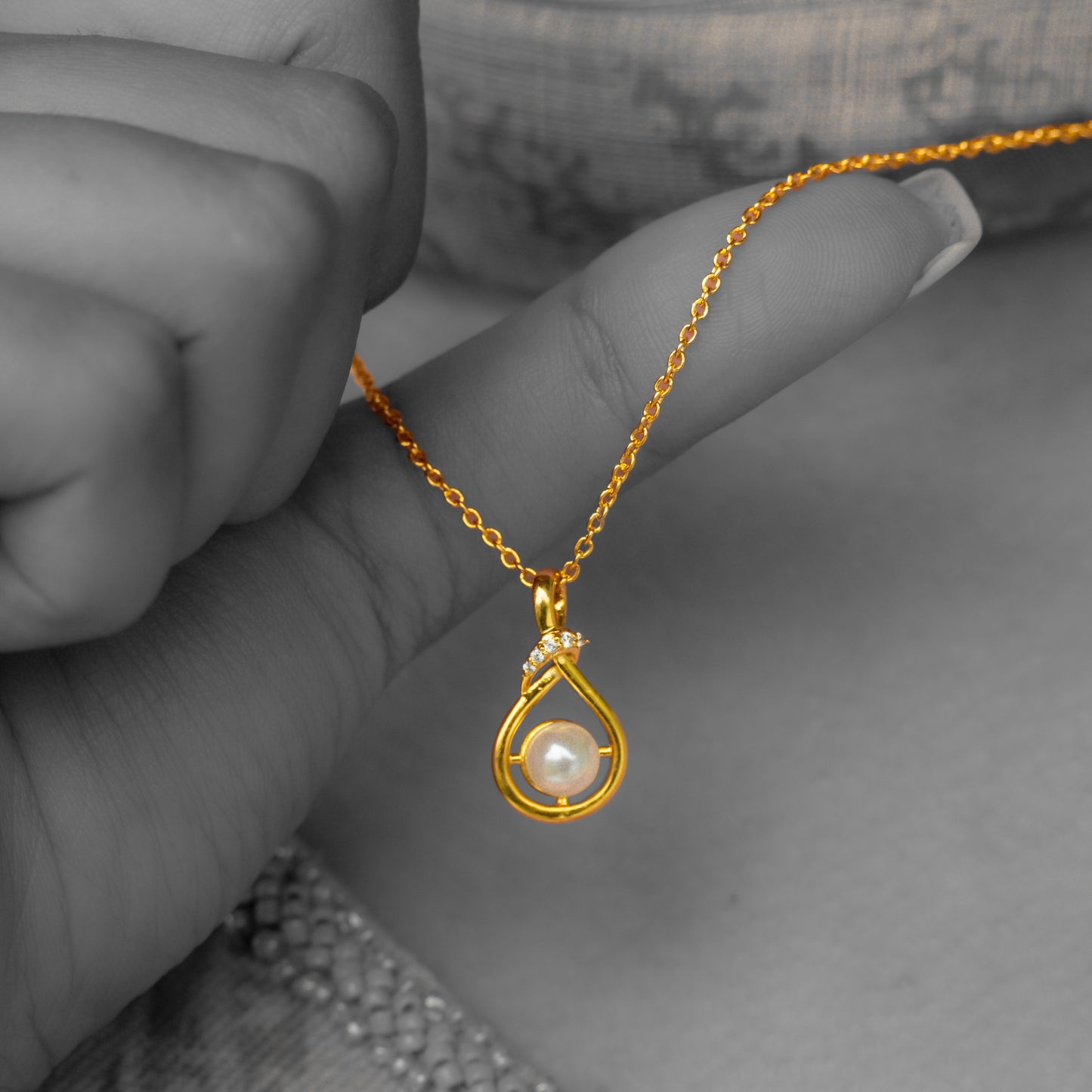Perla Pendant