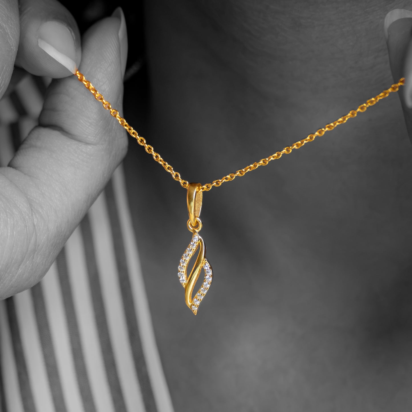Virelle Pendant