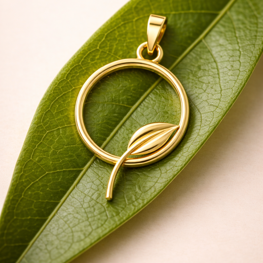 Lush Leaf Pendant (Without chain)